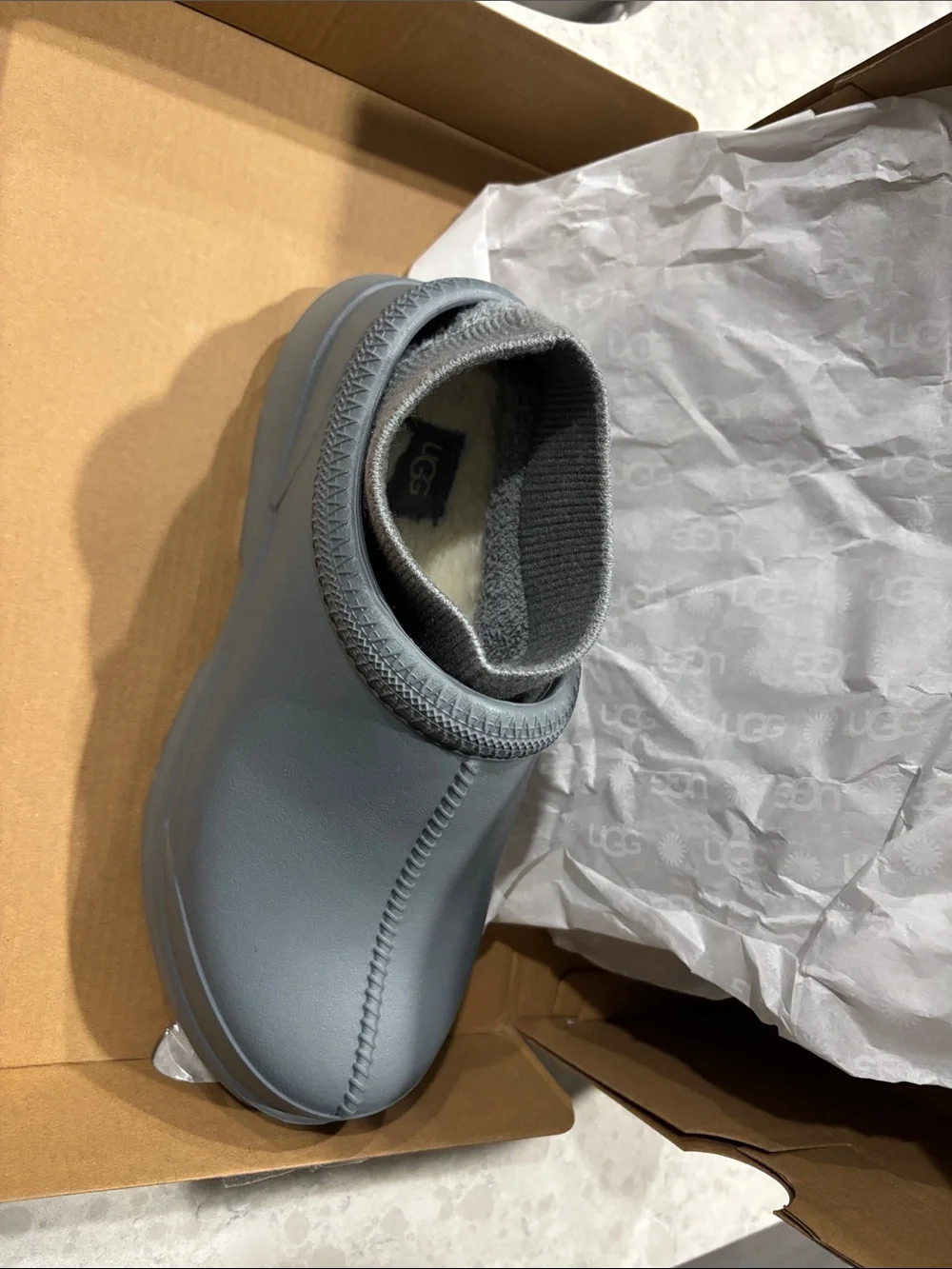 UGG Cardboard Shoe Box - Brown